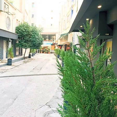 Nest Anatlya Szálloda Antalya
